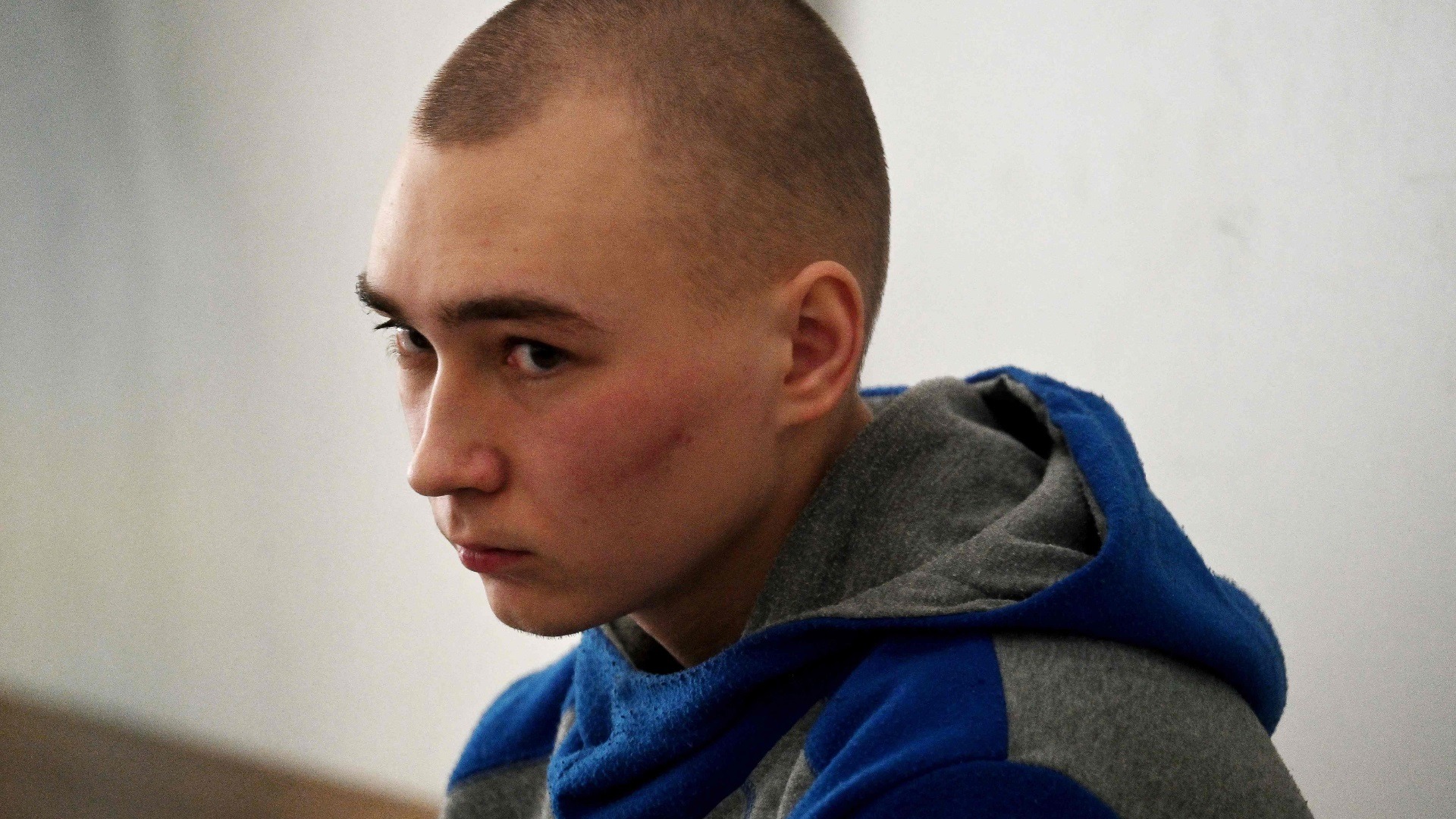 Her ber Vadim (21) om tilgivelse