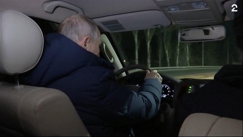 Skal vise Putin på kjøretur nær frontlinjen