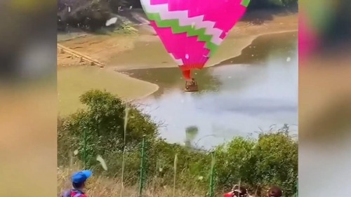 Blir vitne til dramatisk luftballong-ulykke