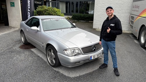 Kun én i verden – Kenneth (27) eier Mercedes SL 600 Final Edition