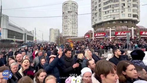 Her roper de Navalnyjs navn
