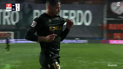 Mål: Hernández 1-1 (90)