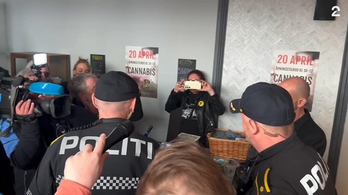 Her stenger politiet cannabiskaféen: – Salget er over